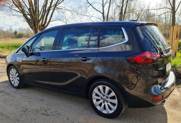 Opel Zafira cena 55999 przebieg: 114500, rok produkcji 2016 z Józefów małe 742